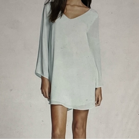 ASTR Sheer Shift Scoop Neck Mini Chiffon Bell Sleeve Oversized Dress Size Medium - Picture 1 of 12